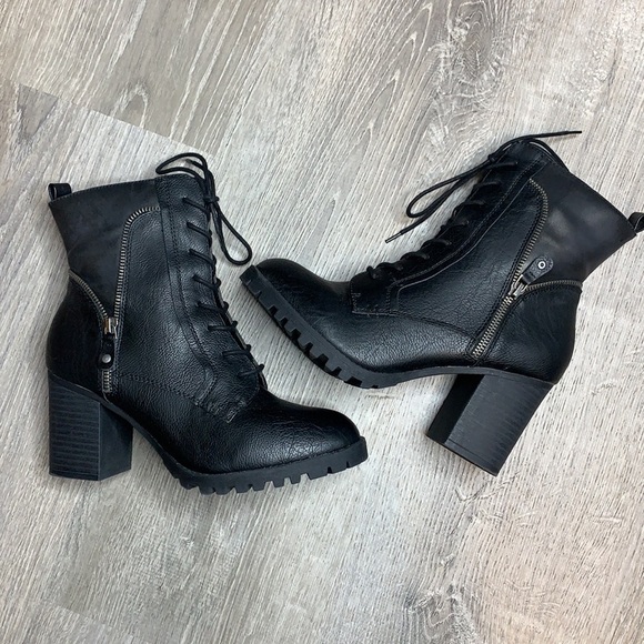 Brand New High Heel Black Boots Size 9.5 - Picture 1 of 12